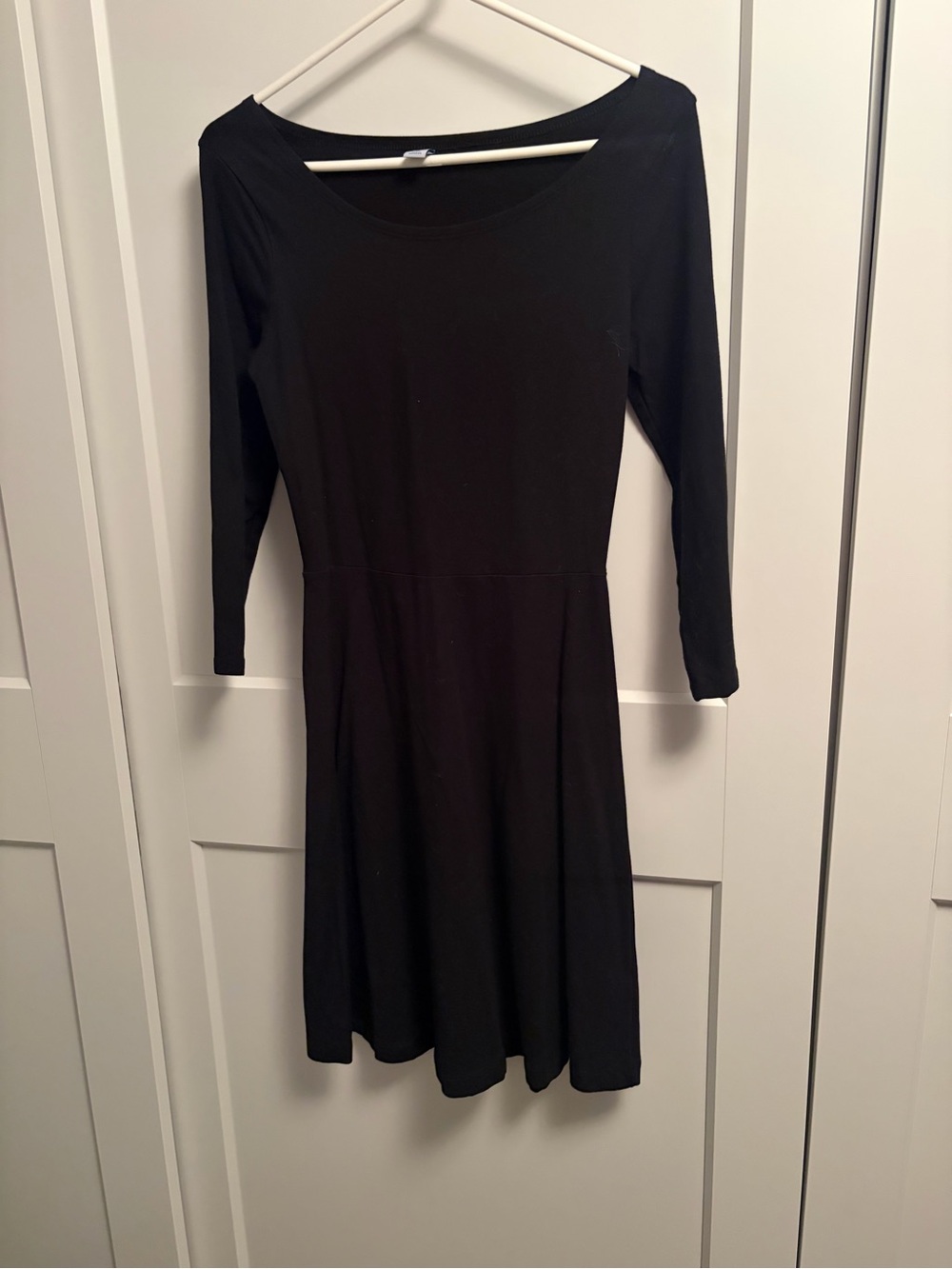 Old Navy Classic Black Long-Sleeve Fit & Flare Dress -xs